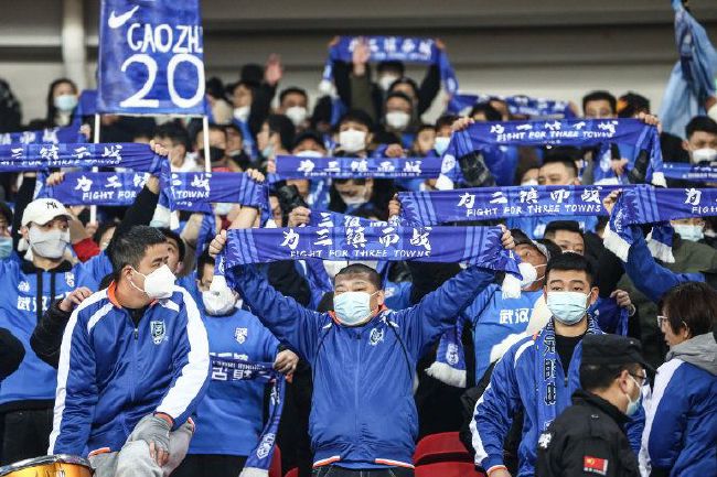 加比亚目前的德转身价为400万欧元。